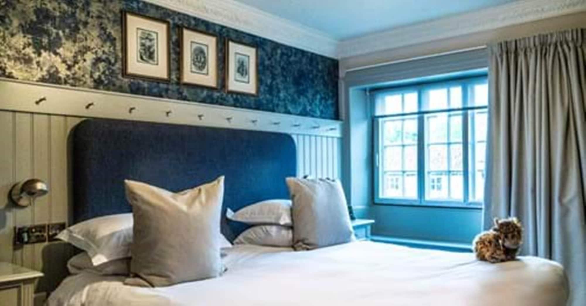 Feversham Arms Hotel & Verbena Spa เฮล์มสลีย์ ภายนอก รูปภาพ
